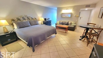 Landfall 22 1 Bedroom Home By Redawning,6403 Padre Boulevard,3 star