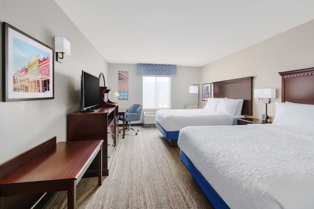 hampton inn and suites west sacramento