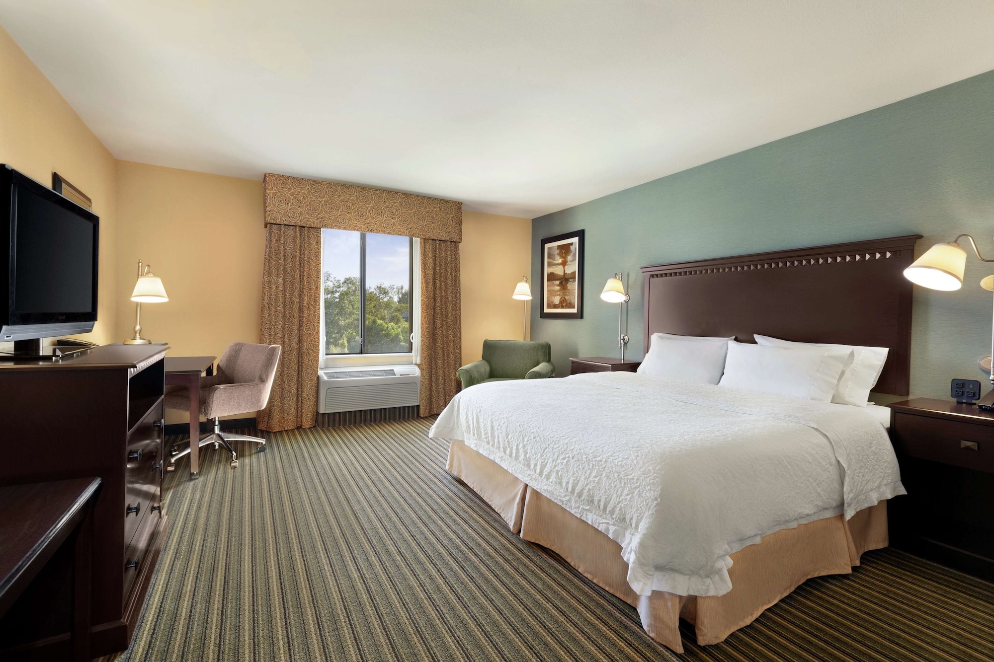 hampton inn and suites west sacramento