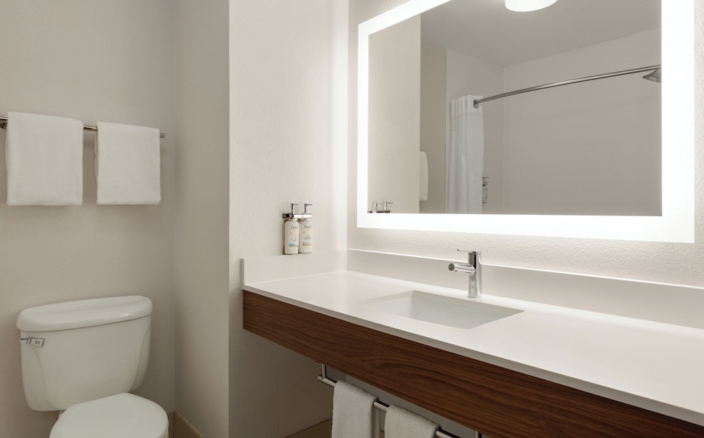 holiday inn express west sacramento by ihg