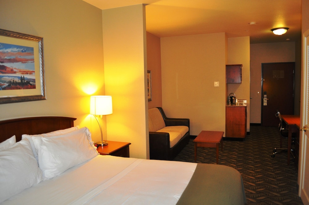 holiday inn express west sacramento by ihg