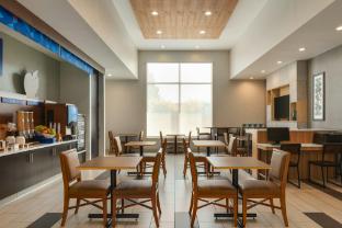 holiday inn express west sacramento by ihg