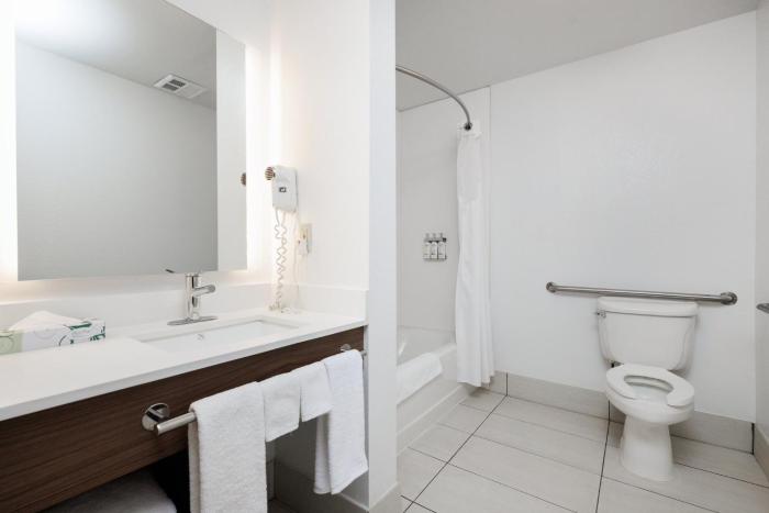 holiday inn express west sacramento by ihg