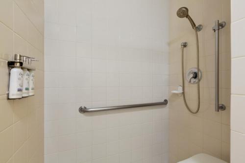 holiday inn express west sacramento by ihg