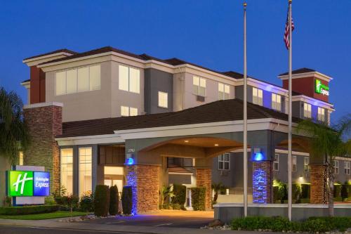 holiday inn express west sacramento by ihg