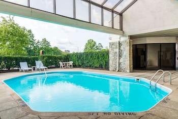 super 8 westlake cleveland