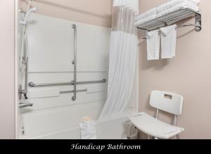 days inn by wyndham williams