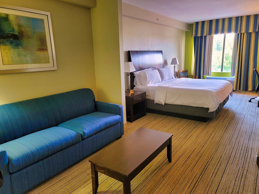 holiday inn express and suites wilson downtown by ihg