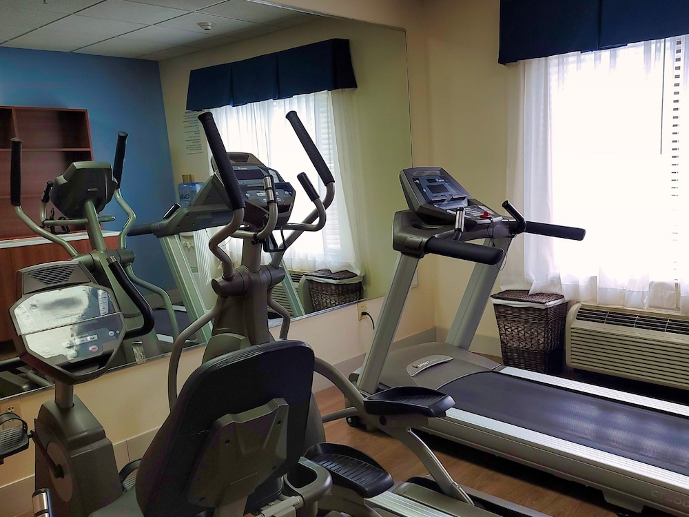 holiday inn express and suites wilson downtown by ihg