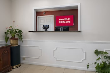 red roof inn and suites wilson