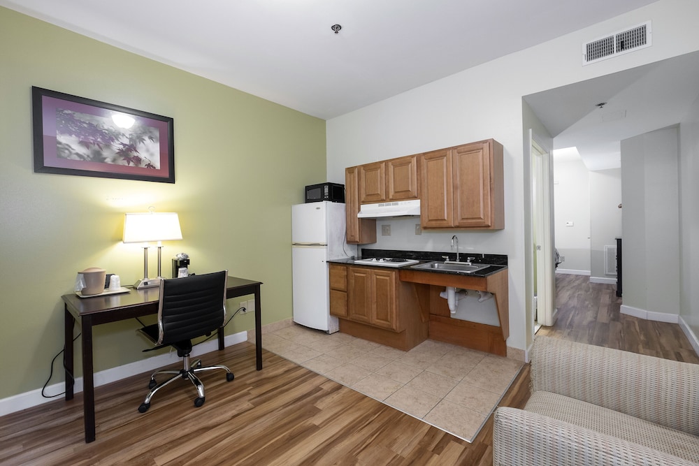 red roof inn and suites wilson