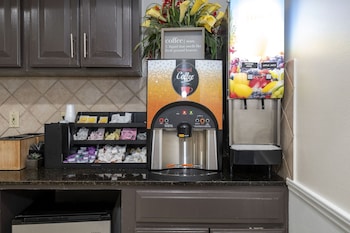 red roof inn and suites wilson