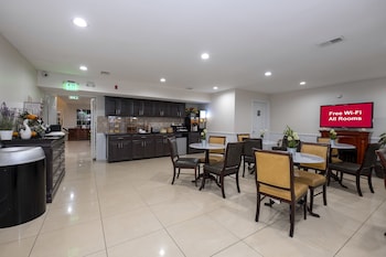 red roof inn and suites wilson