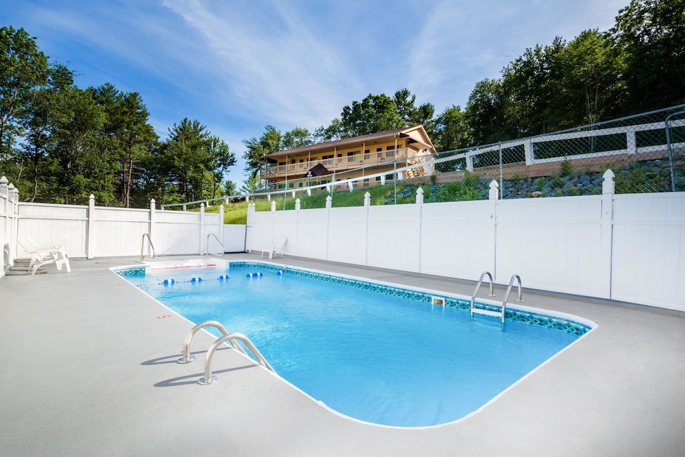 Days Inn By Wyndham Wurtsboro,Monticello>>Montgomery,2 star