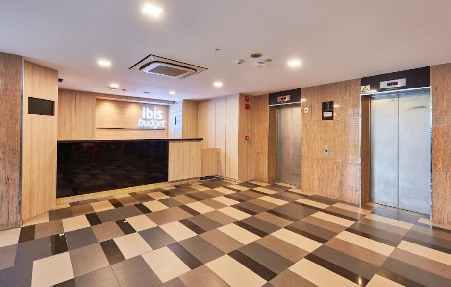 ibis budget singapore ruby