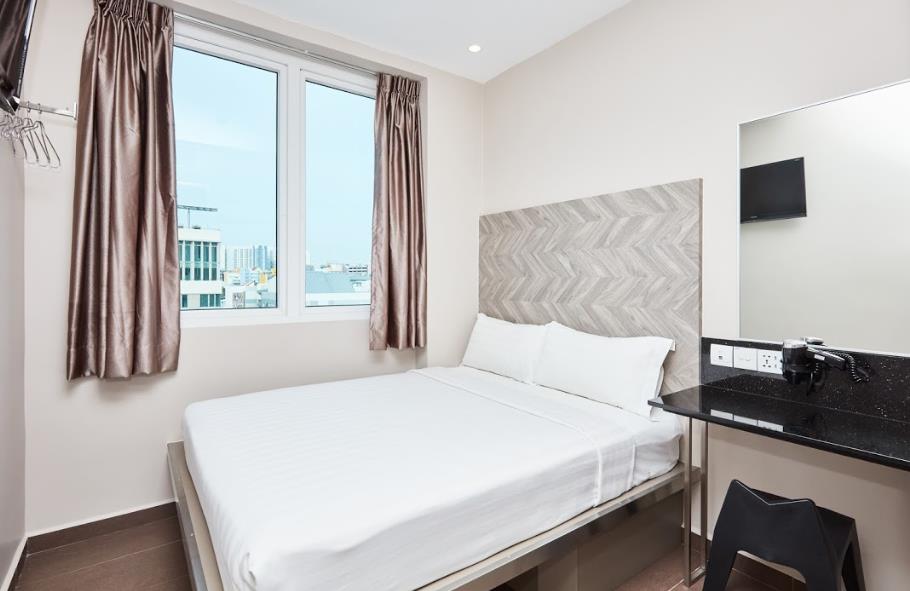 ibis budget singapore ruby