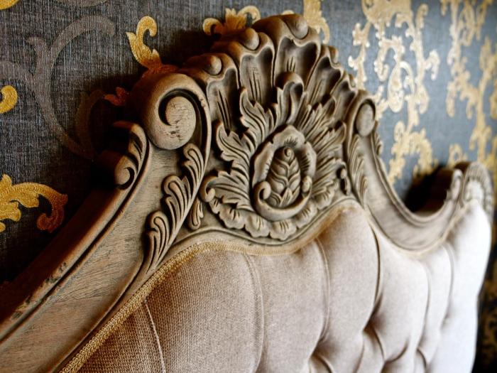 ultra deluxe versace apartment near sheffield