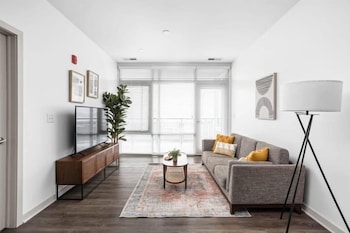 cozysuites at bottleworks district