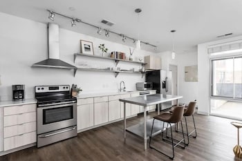 Cozysuites At  Bottleworks District,,4 star