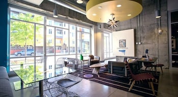 Cozysuites At Artistry Indy,,3 star