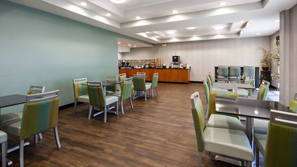 best western smithfield inn