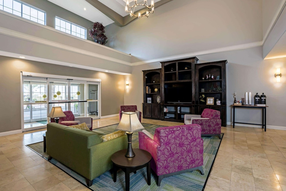 La Quinta Inn & Suites By Wyndham-Brookshire-West Katy,Houston>>Brookshire,3 star