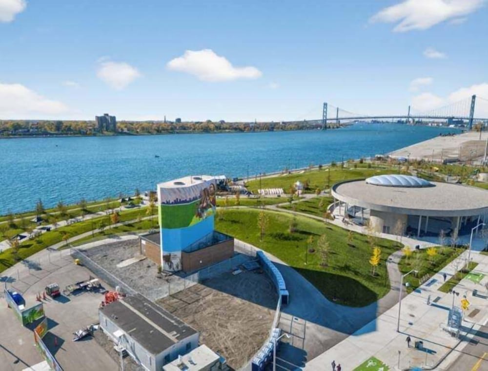 detroit