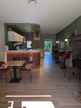 Le Saint-Georges,,2 star