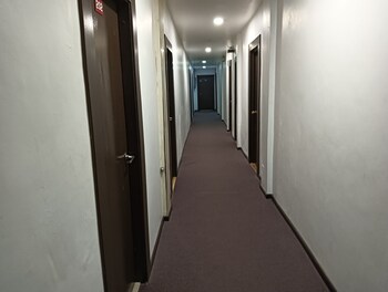 Hotel O Oriental Hotel,,2 star