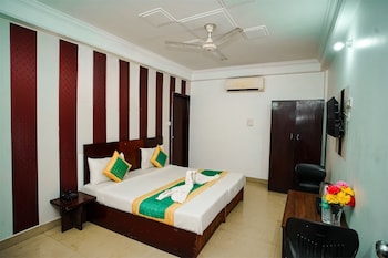 hotel aditya inn