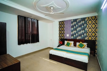 hotel aditya inn