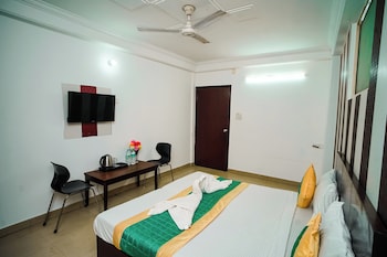 hotel aditya inn