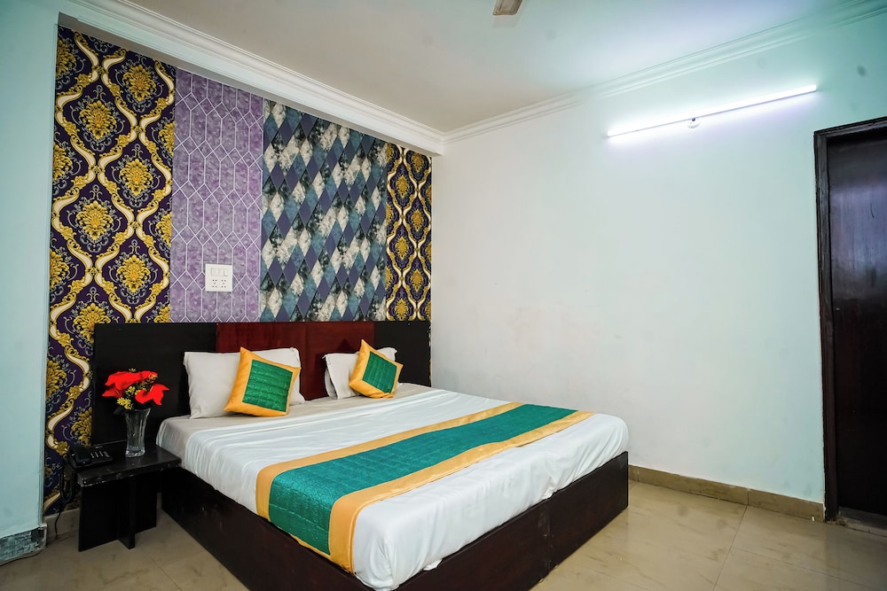 hotel aditya inn