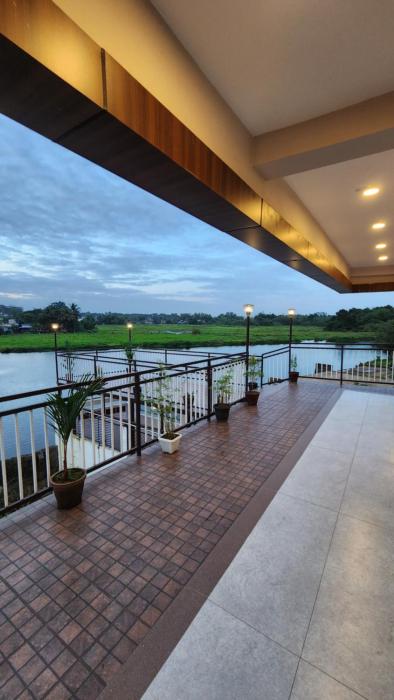 riverscape tranquil serviced apartments