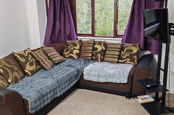 Beautiful 1-Bed Apartment In Croydon-Free Parking,,3 star