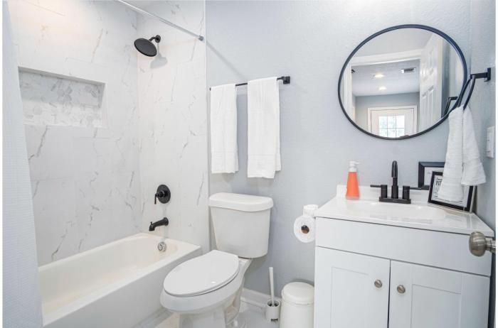 charming 3br 2ba gem close to downtown riverwalk