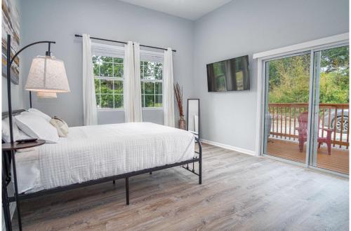 charming 3br 2ba gem close to downtown riverwalk