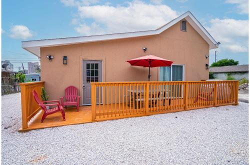 charming 3br 2ba gem close to downtown riverwalk