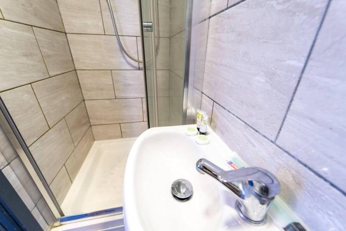 cosy spacious studio available