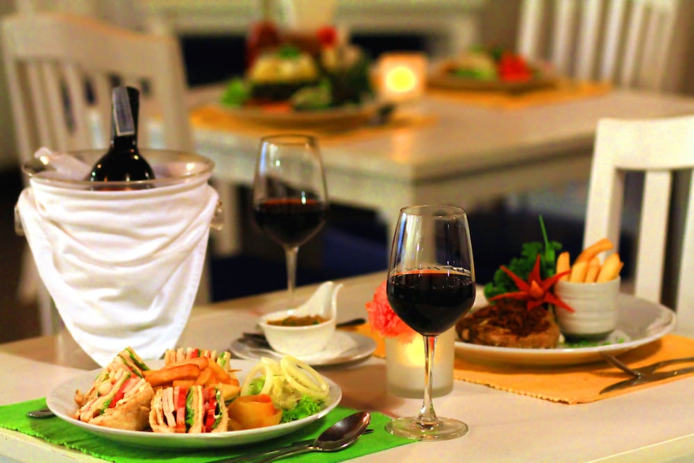 pinnacle koh tao resort