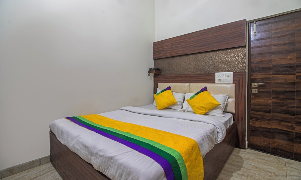 treebo shree anand dham vrindavan