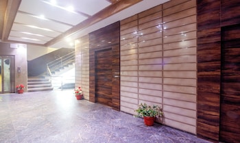 treebo shree anand dham vrindavan