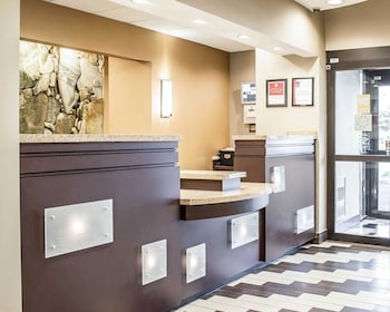 Comfort Suites Perrysburg - Toledo South,Ohio>>Maumee,3 star