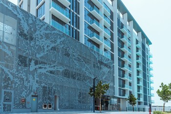 higuests district one residence 15