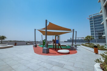 higuests district one residence 15