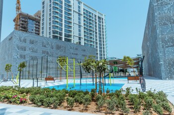 higuests district one residence 15