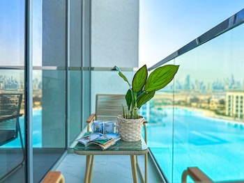 higuests district one residence 15