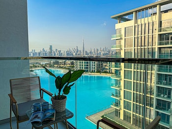 higuests district one residence 15