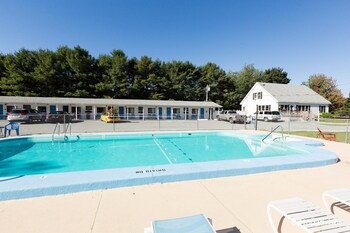 3Bedroomapt Pool Campfire Playarea,,3 star