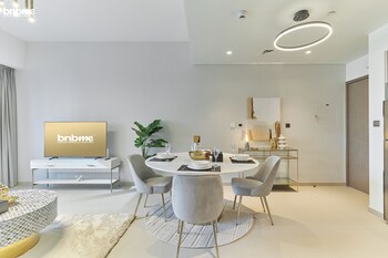 bnbme act one act two 1 bdr